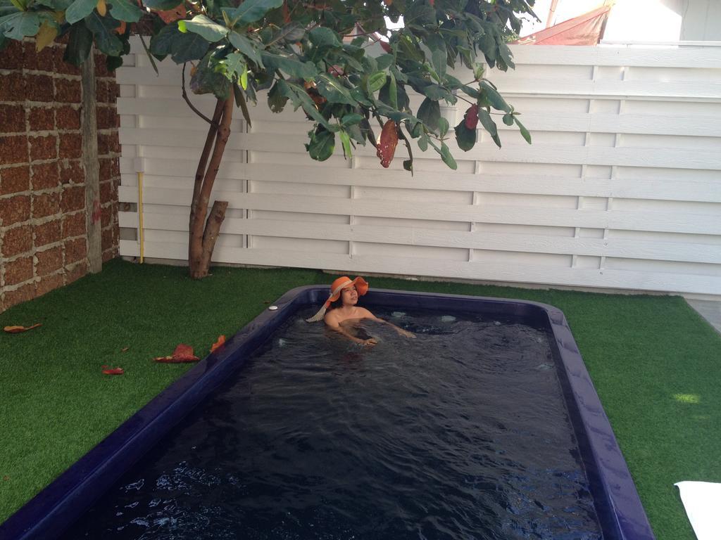 Barefeet Naturist Resort (Adults Only) Banguecoque Exterior foto