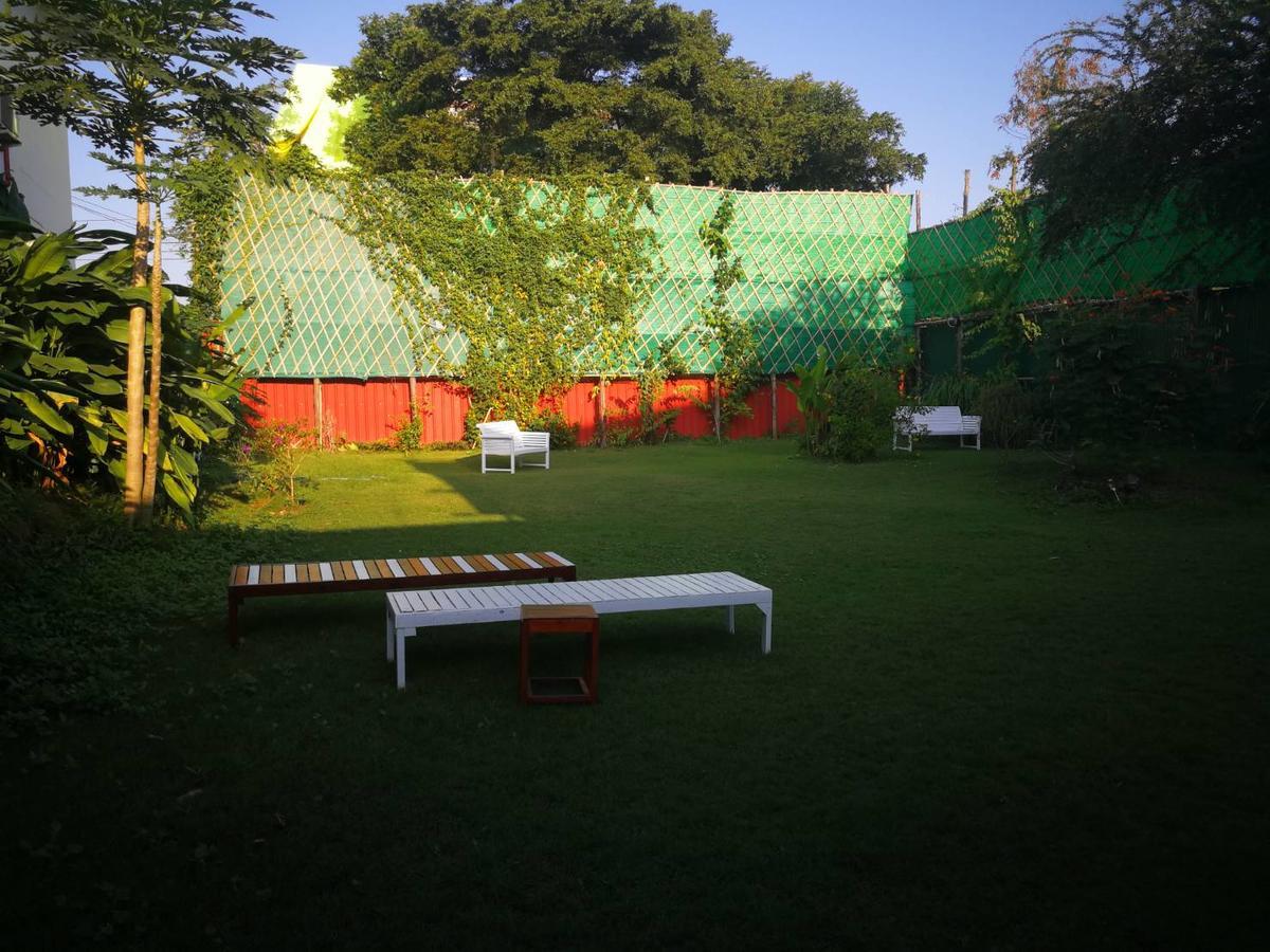 Barefeet Naturist Resort (Adults Only) Banguecoque Exterior foto